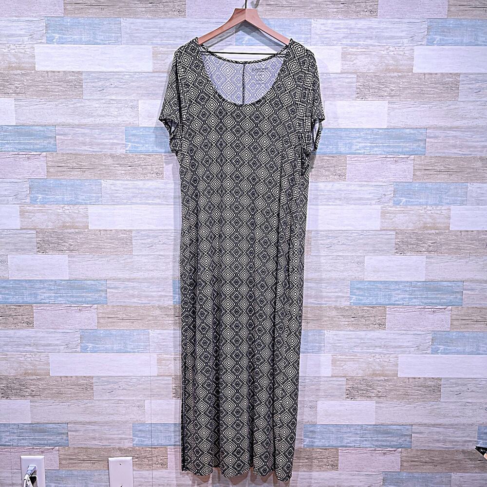 TORRID Maxi Super Soft Knit Dress Black Beige Side Slit Womens Plus Size 2X XXL